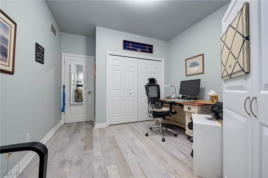 Mariners Cove Condo - Residential