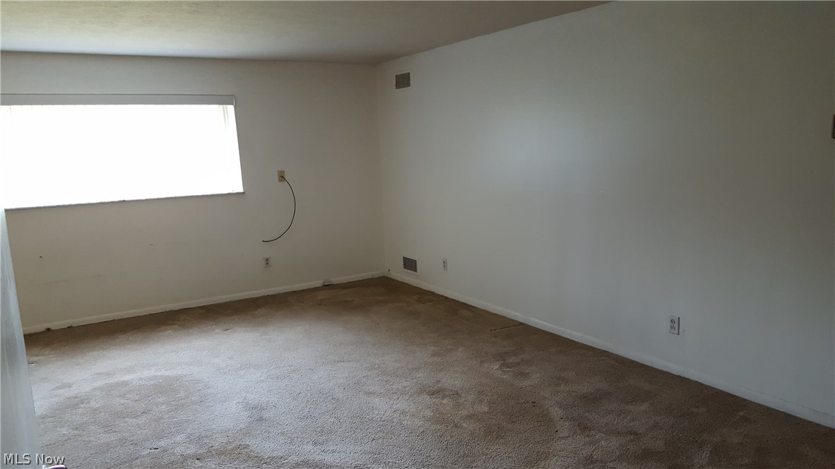 Golden Oaks Condo - Residential