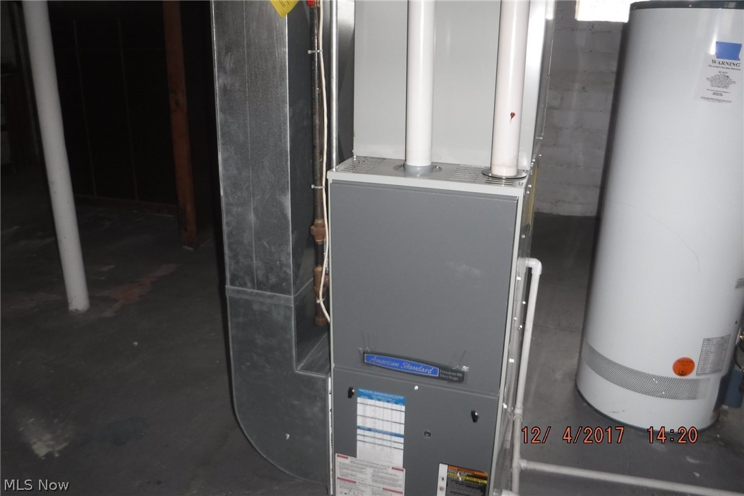 Shaker Lakes - Residential