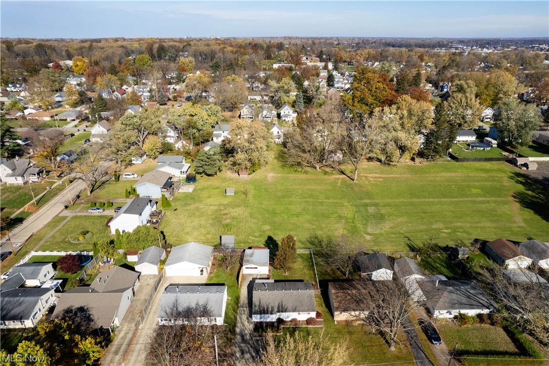 Oakwood Park 01 - Residential