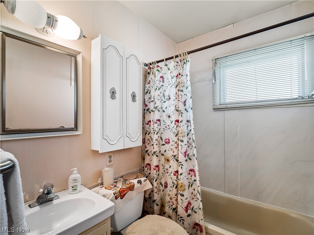 Oakwood Park 01 - Residential