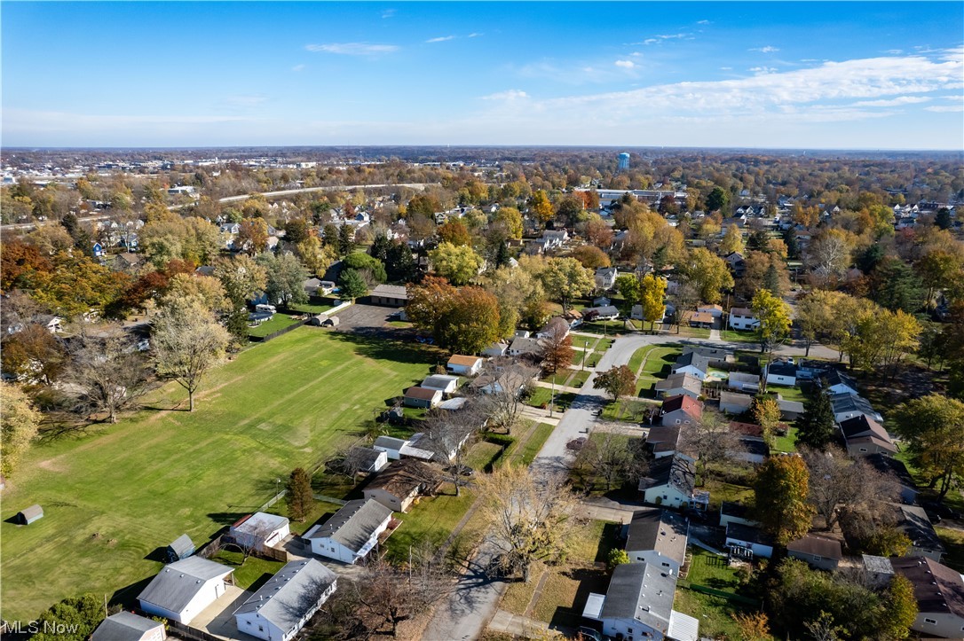 Oakwood Park 01 - Residential