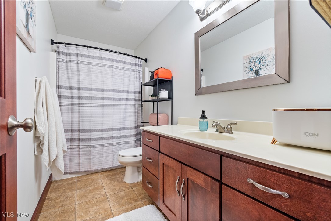 6495 Nathaniel Drive, Shreve, Ohio image 25
