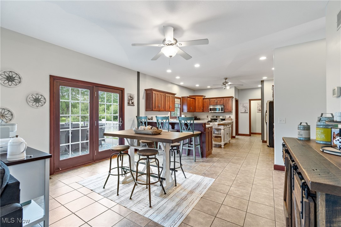 6495 Nathaniel Drive, Shreve, Ohio image 12