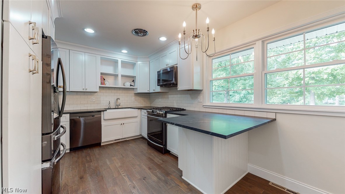 Hilltop Estates Sub/Davis & Hughe - Residential