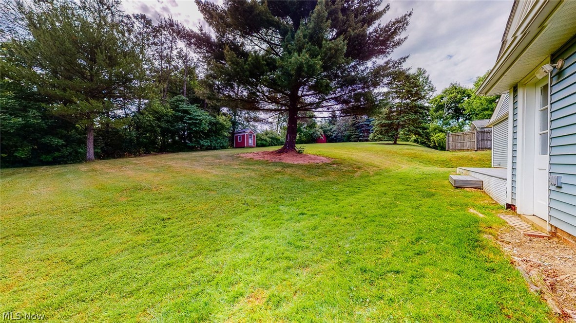 Hilltop Estates Sub/Davis & Hughe - Residential