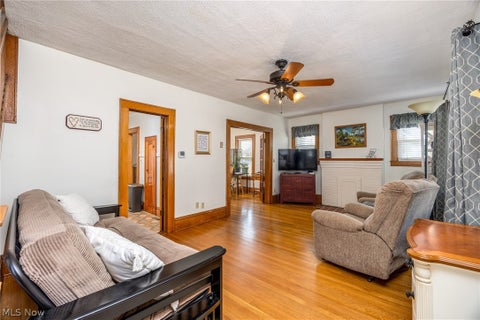 Tiny photo for 3304 Avery Street, Parkersburg, WV 26104 (MLS # 5254515)