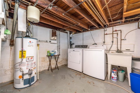 Tiny photo for 3304 Avery Street, Parkersburg, WV 26104 (MLS # 5254515)