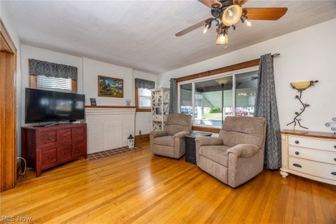 Tiny photo for 3304 Avery Street, Parkersburg, WV 26104 (MLS # 5254515)