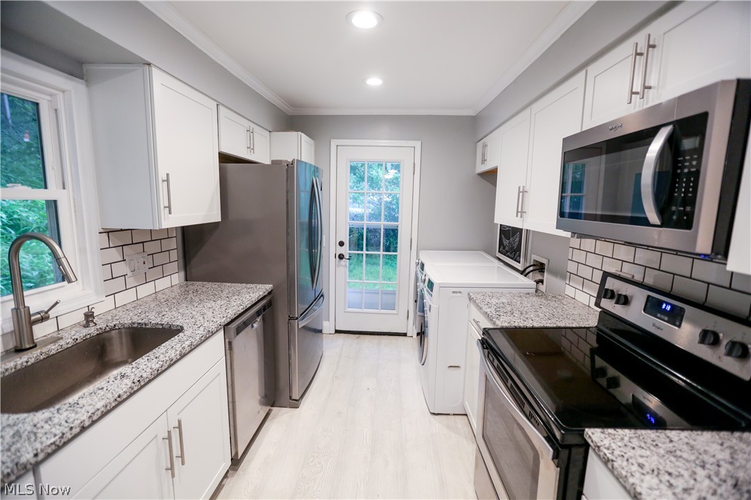 Chagrin Harbor Beach - Residential