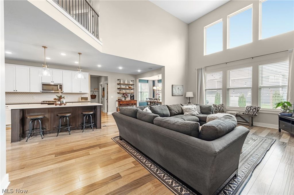 Photo of 39154 Mcintosh Place, Avon, OH 44011 (MLS # 5205187)