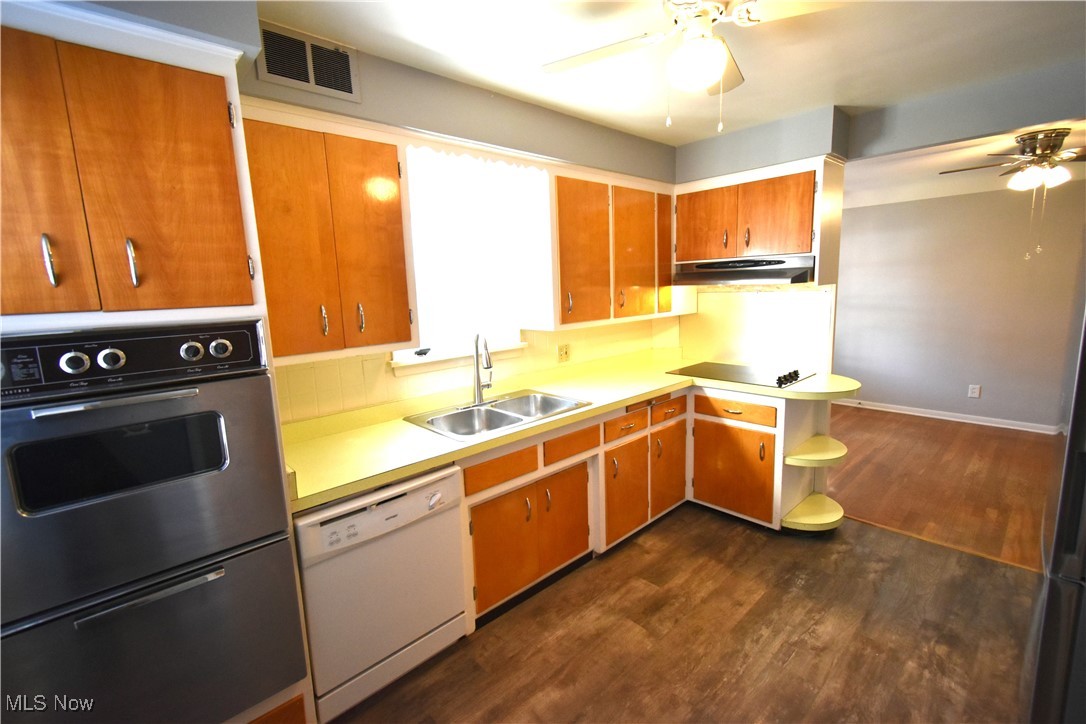 Rooss - Residential Lease