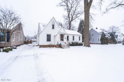 14604 Roxboro Avenue Cleveland OH 44111