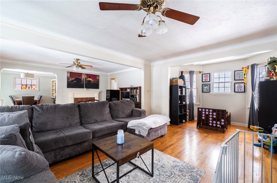 14604 Roxboro Avenue