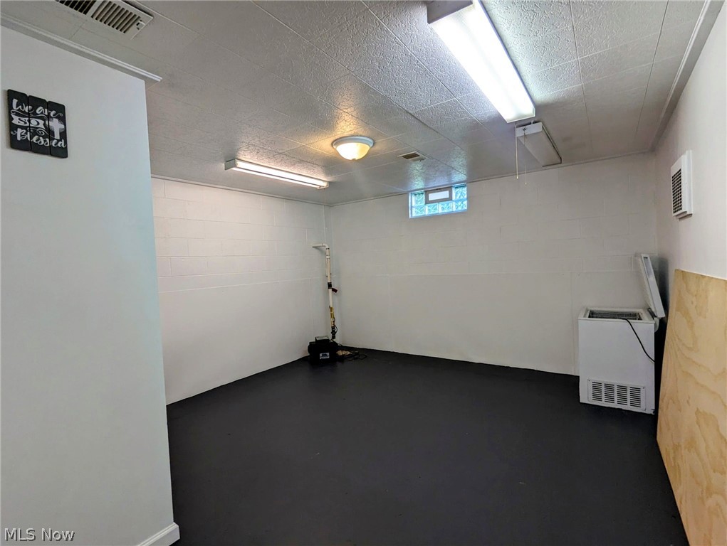 Broadview Acres - Residential