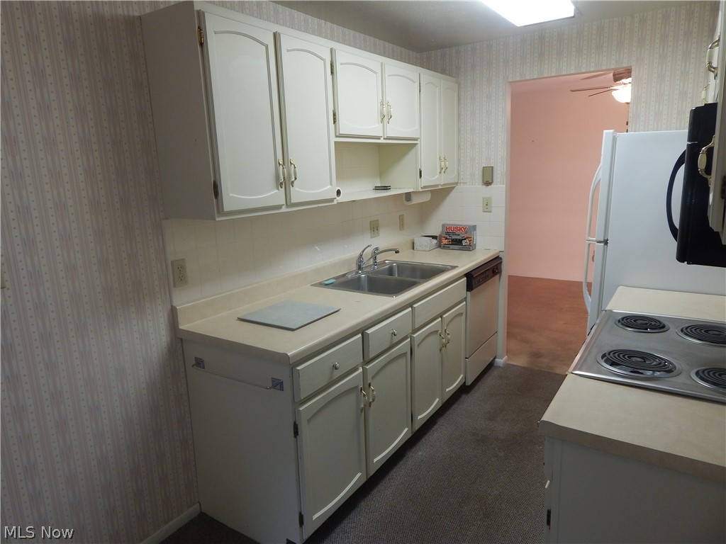 Silver Lake Towers Condo - Residential