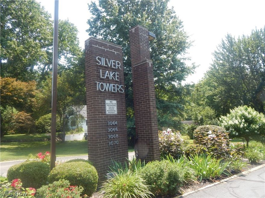 Great Opportunity to enjoy the life style of Silver Lake Towers. Great location overlooking the wooded backdrop. Featuring 2 Bedrooms, 1 full bath 1 half bath with shower and sink. Spacious living area, four season sunroom overlooking rear side wooded park like atmosphere. Bedrooms offer nice size closets, open living and dining area, appliance kitchen. Securied building, Storage Room, and covered parking space #190.