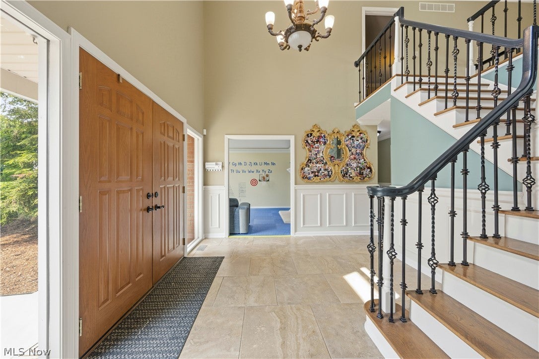 2537 Fox Circle