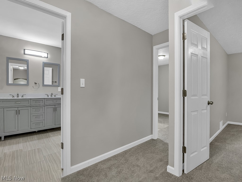 Ridgeville Hts - Residential