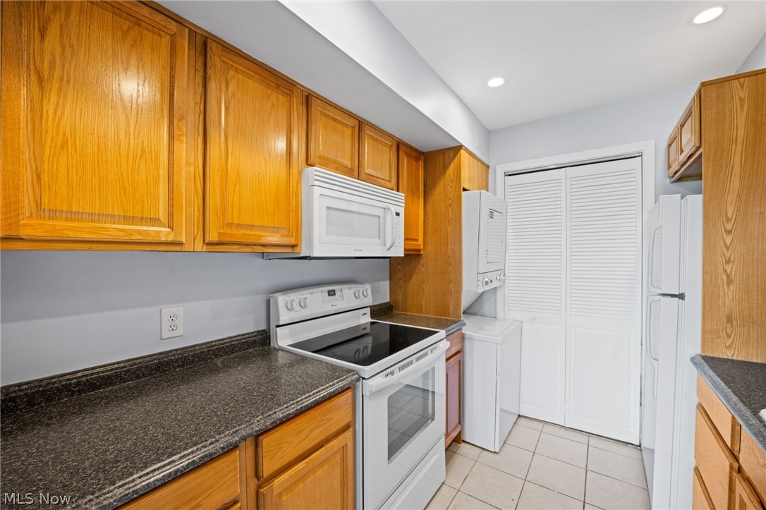 Georgetown/Lynhurst Condo - Residential