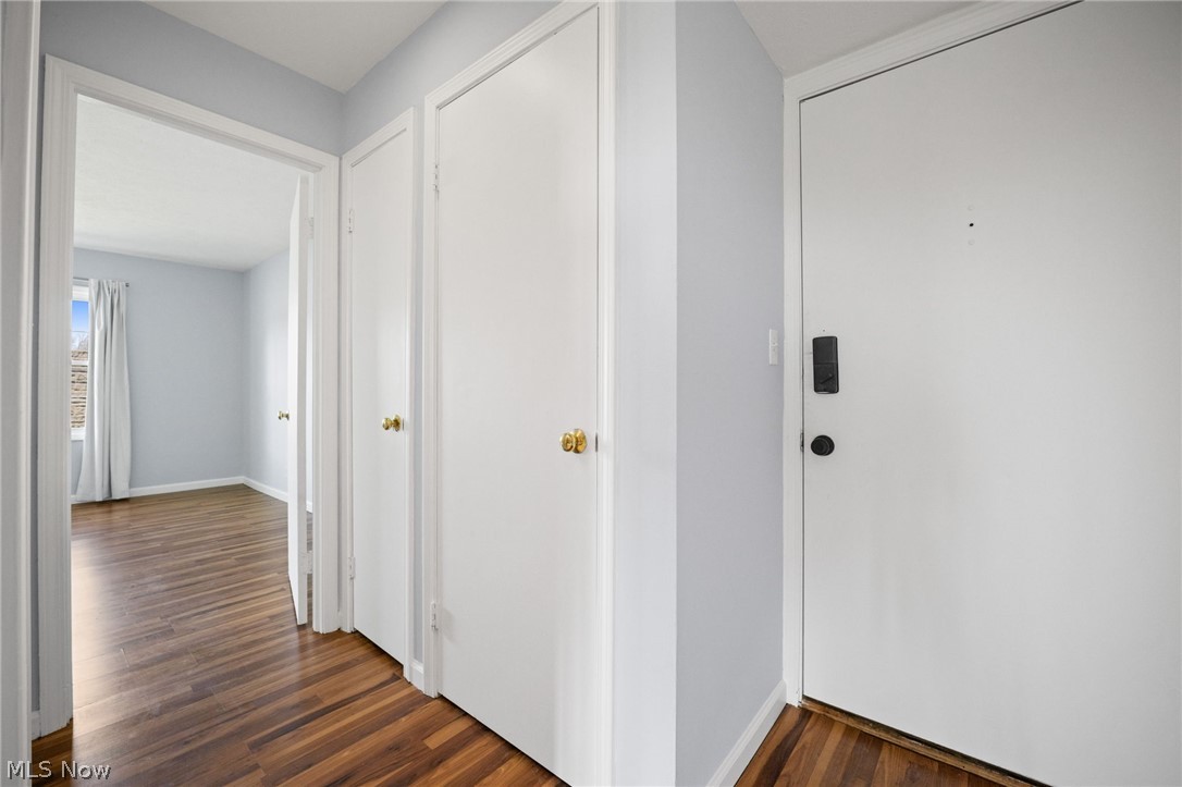 Georgetown/Lynhurst Condo - Residential