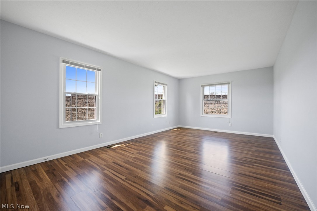 Georgetown/Lynhurst Condo - Residential