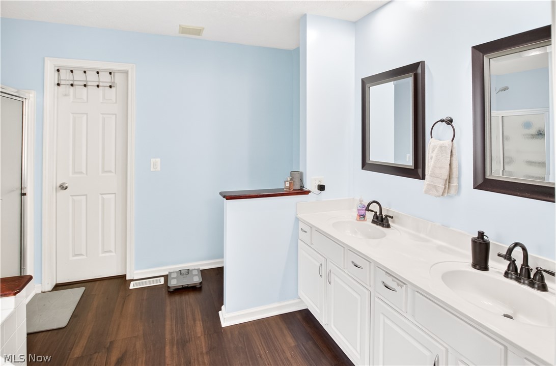 Ridgewood Falls - Residential