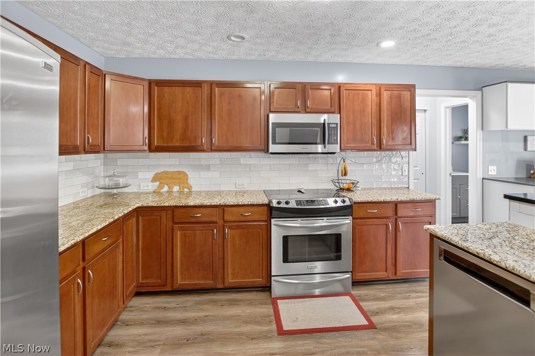 Ridgewood Falls - Residential