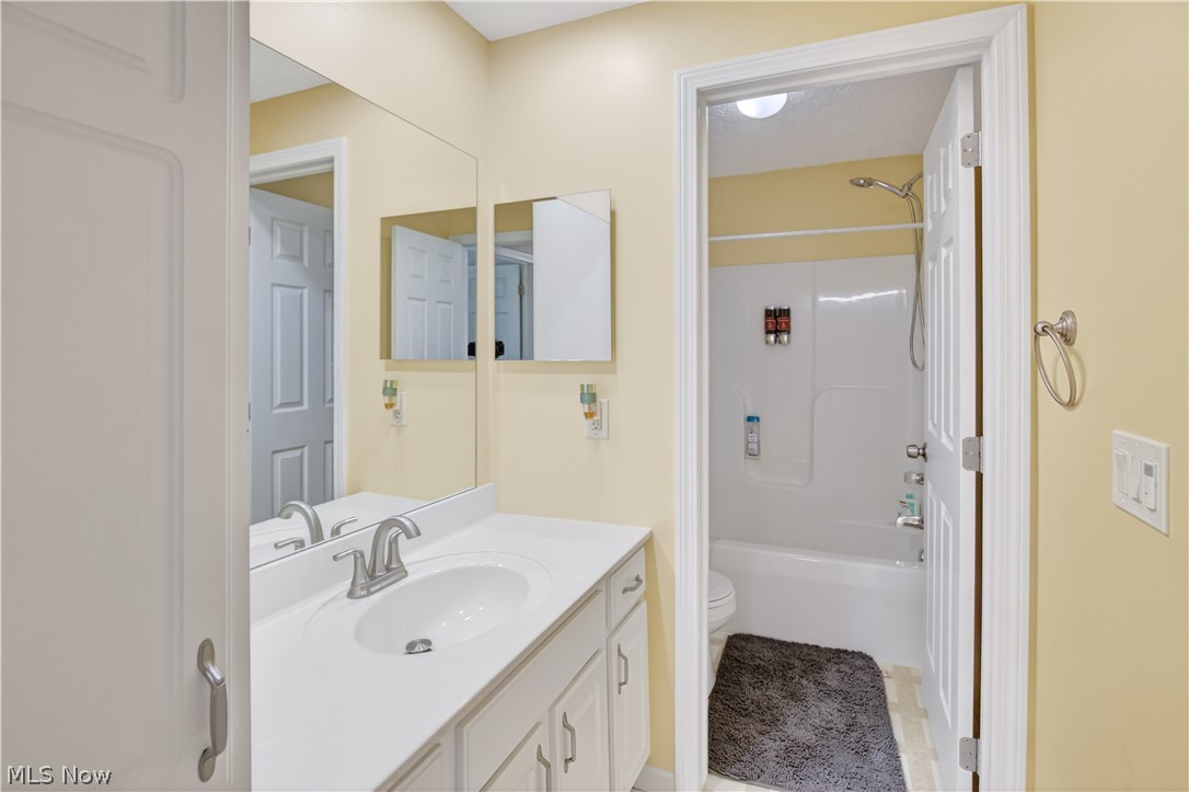 Ridgewood Falls - Residential