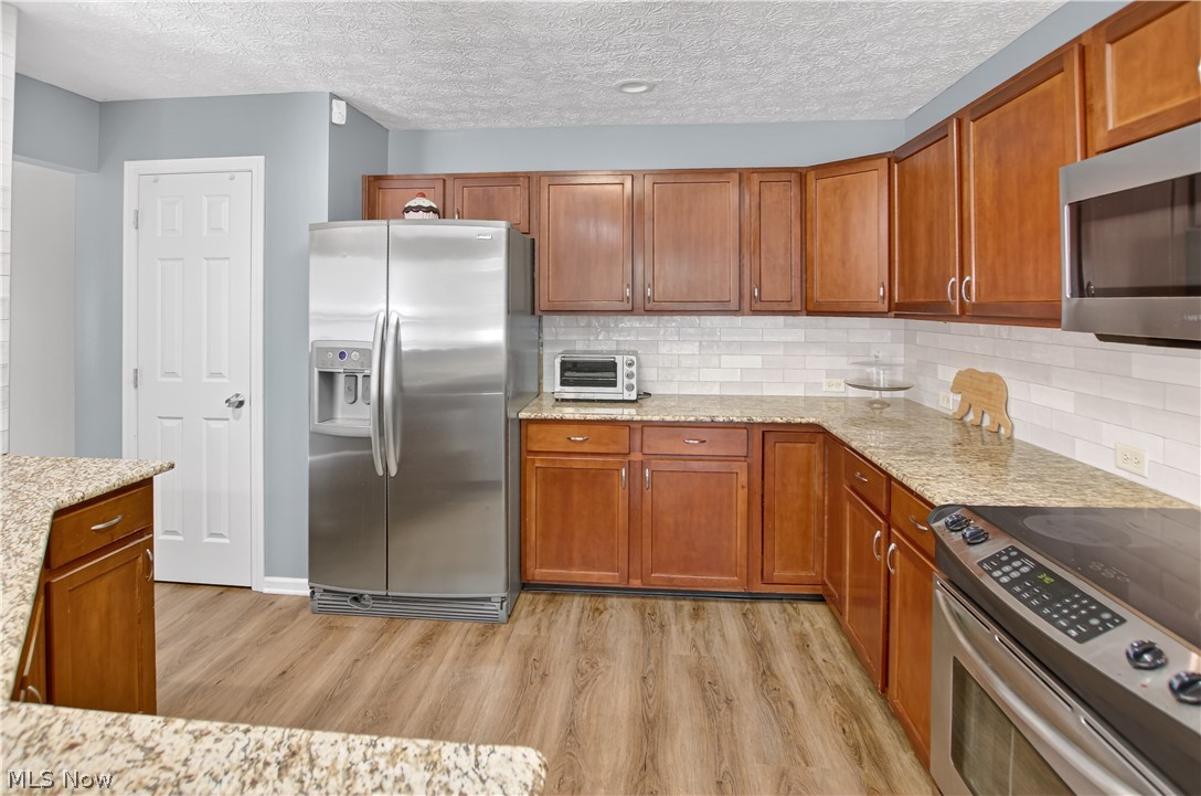 Ridgewood Falls - Residential