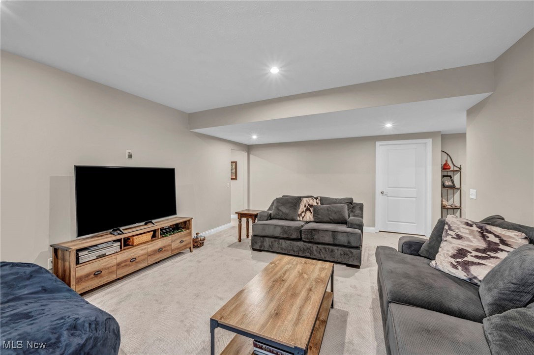 STONE RIDGE ESTATES - Residential