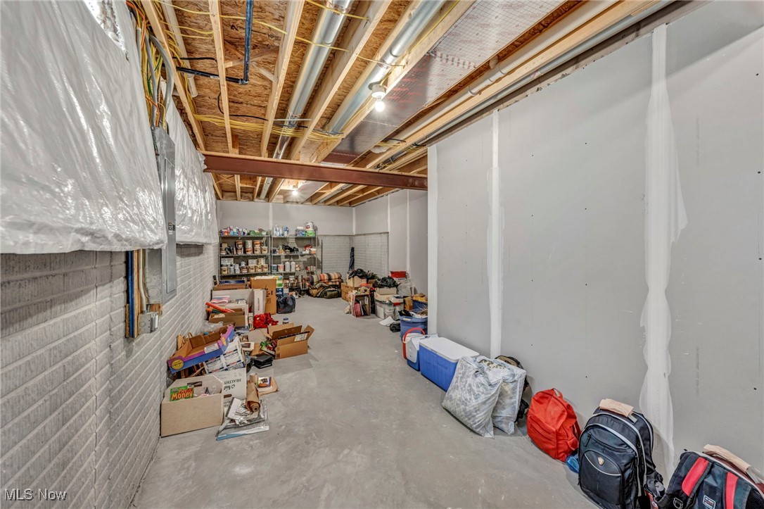 STONE RIDGE ESTATES - Residential