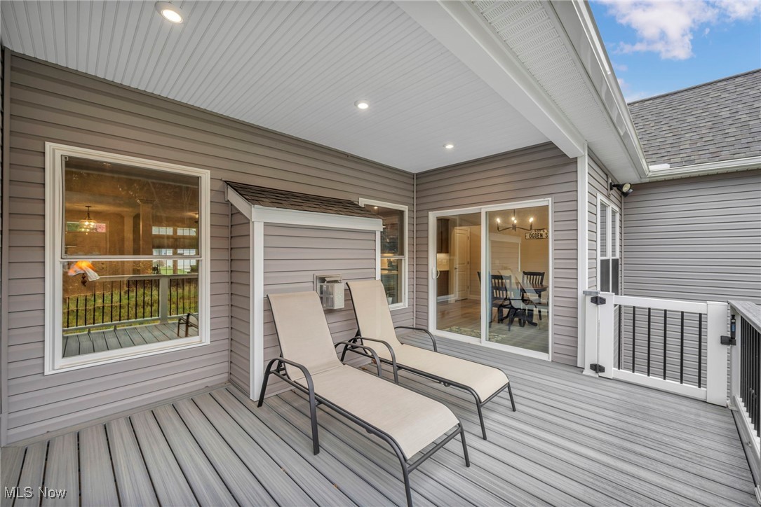 STONE RIDGE ESTATES - Residential