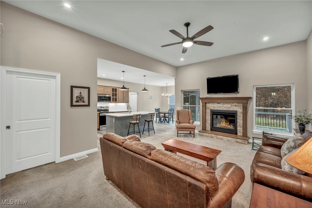 STONE RIDGE ESTATES - Residential