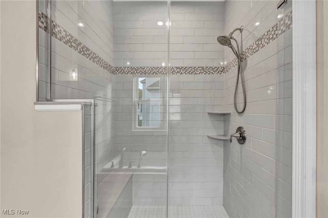 STONE RIDGE ESTATES - Residential