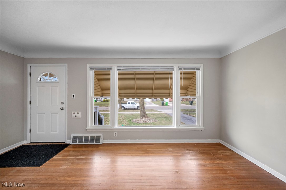 482 Westview Road, Bedford, Ohio image 4