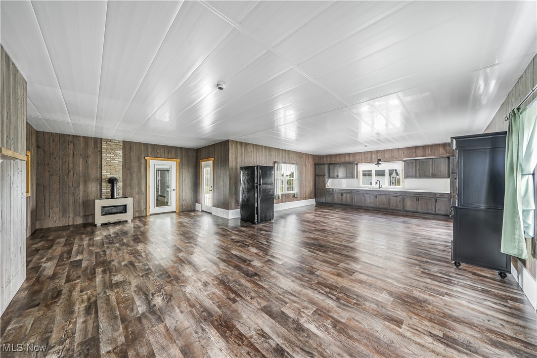 Old Connecticut Western Reserv - Residential