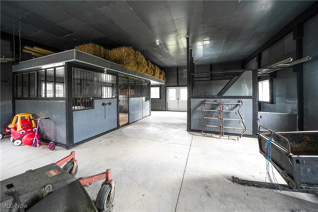 Old Connecticut Western Reserv - Residential