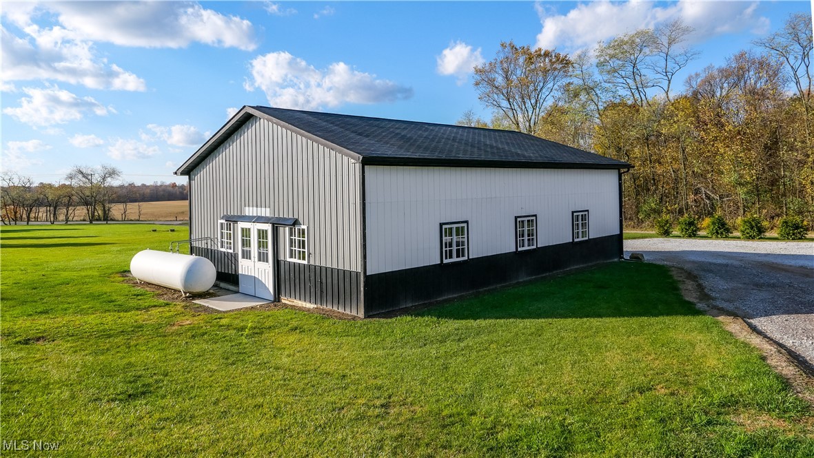 Old Connecticut Western Reserv - Residential