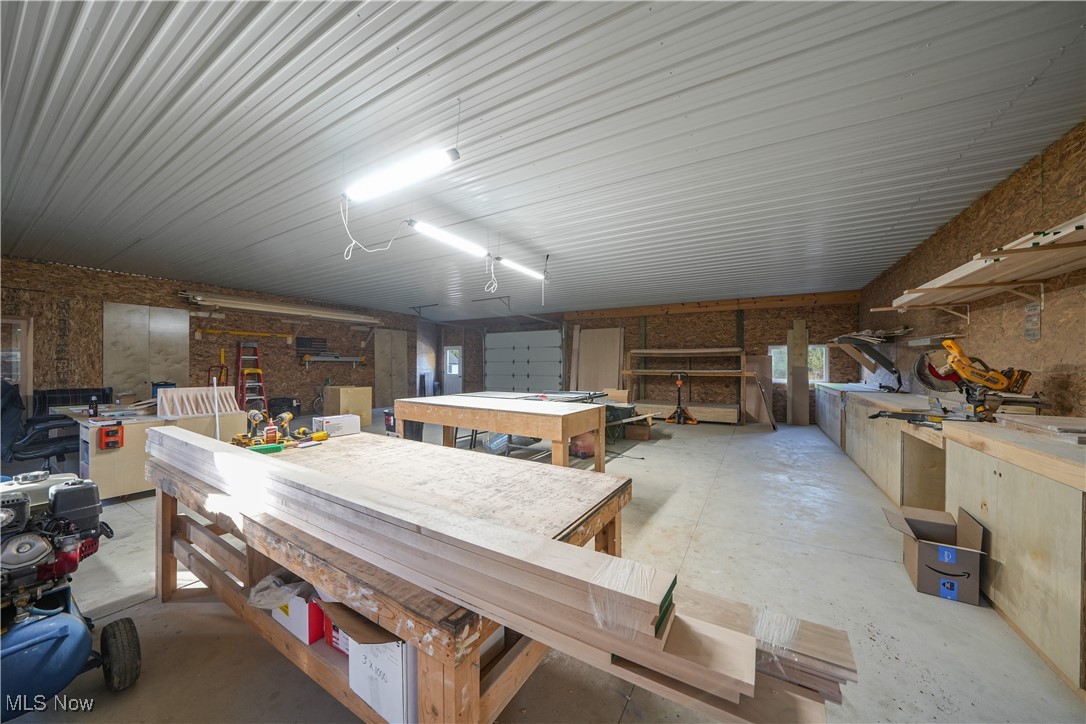 Old Connecticut Western Reserv - Residential