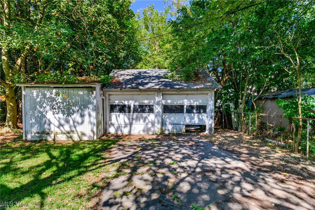 Howland Heights - Residential