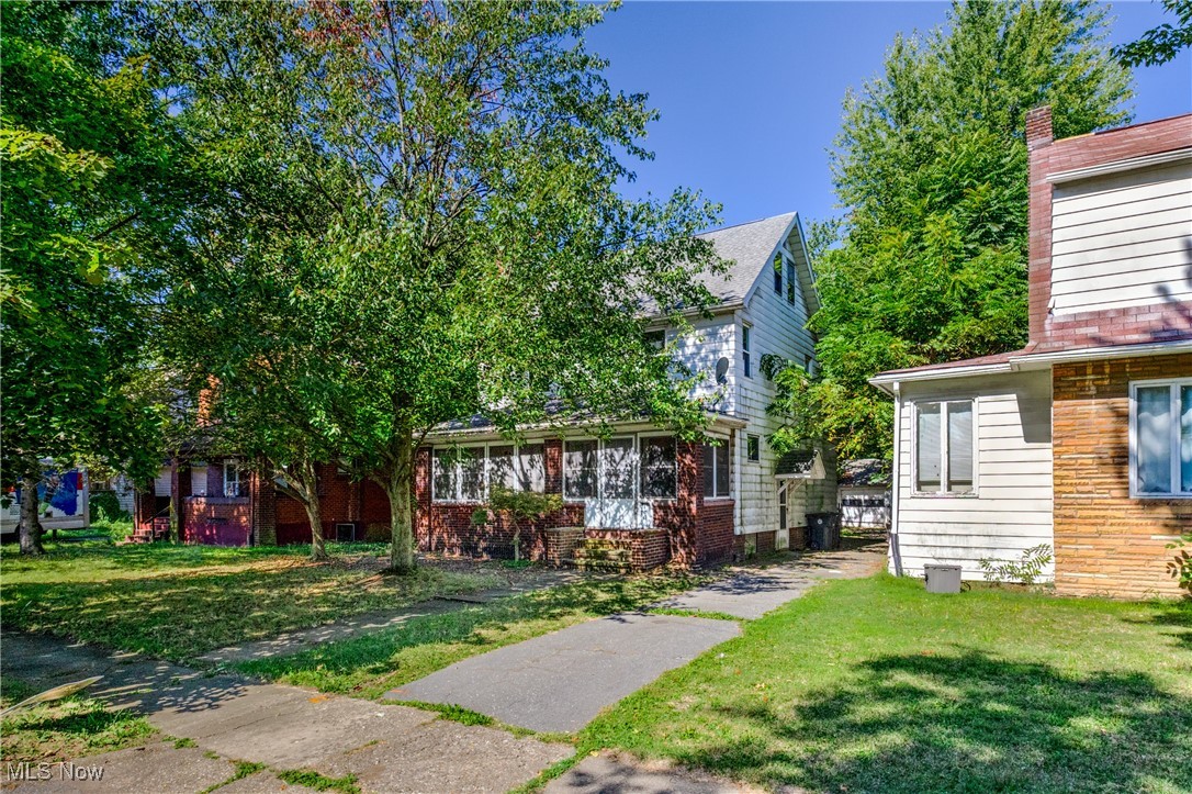 Howland Heights - Residential