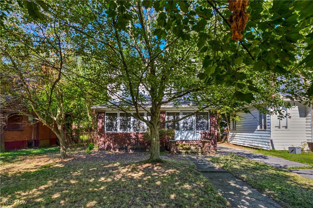 Howland Heights - Residential