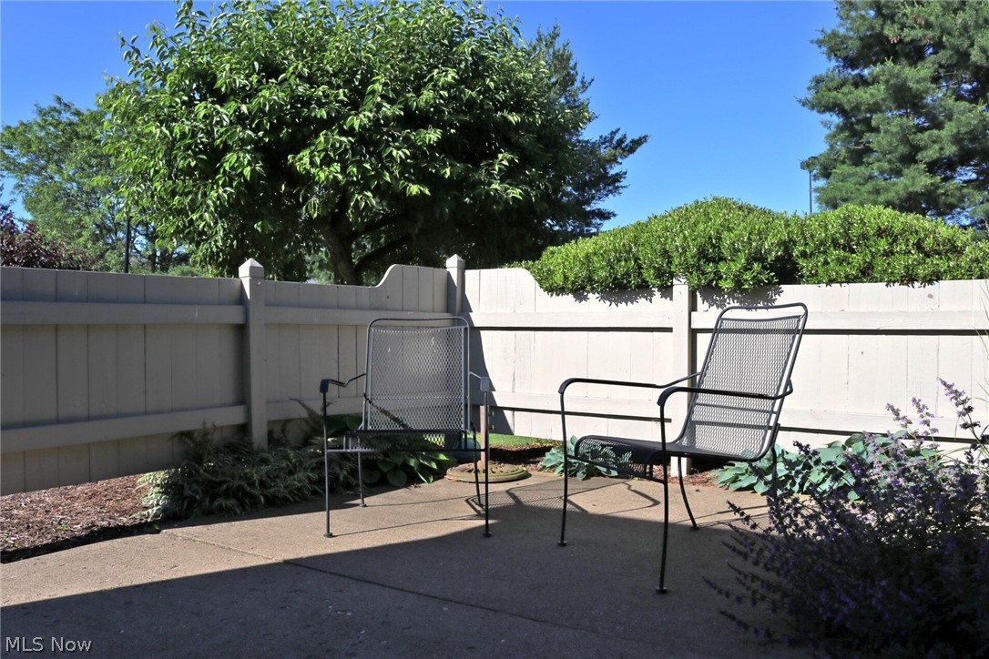 Hunters Chase Condo - Residential