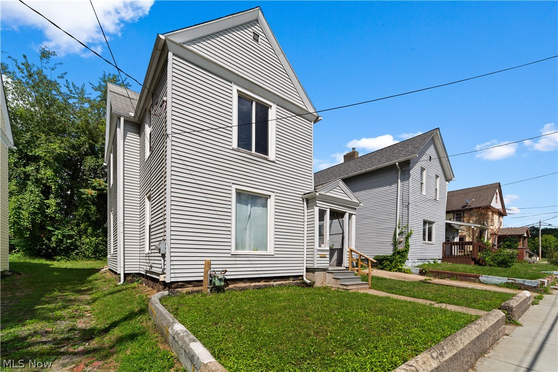 203 Crosby