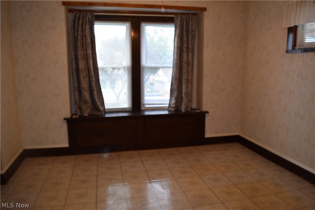 Mong Evans Andre - Residential