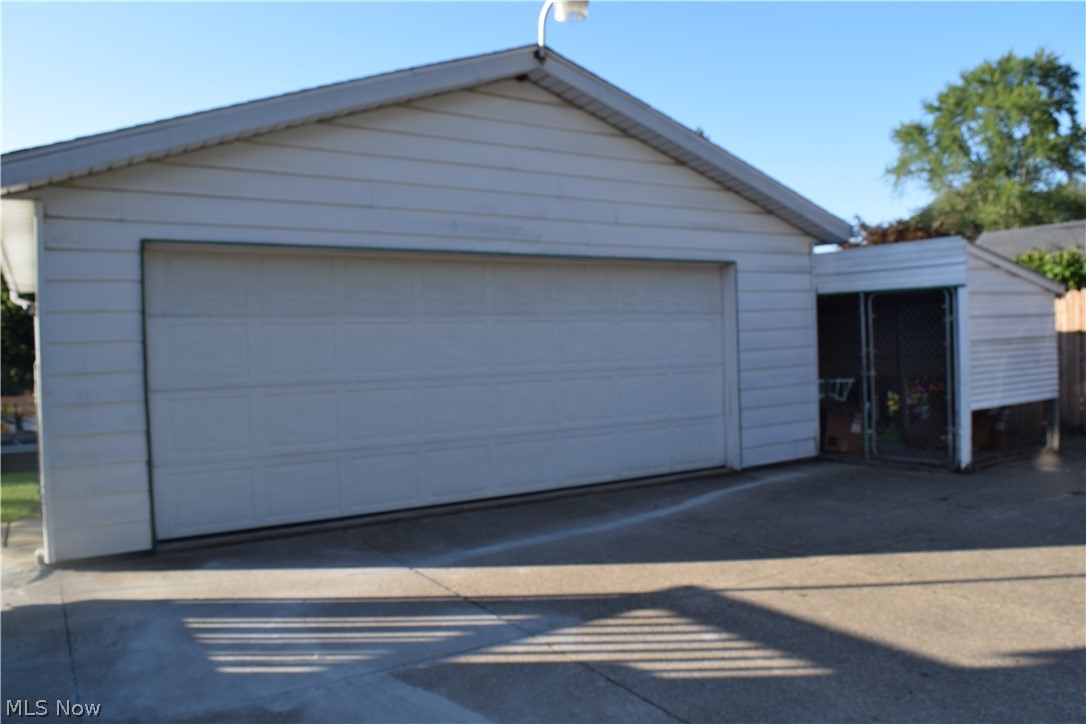 Mong Evans Andre - Residential