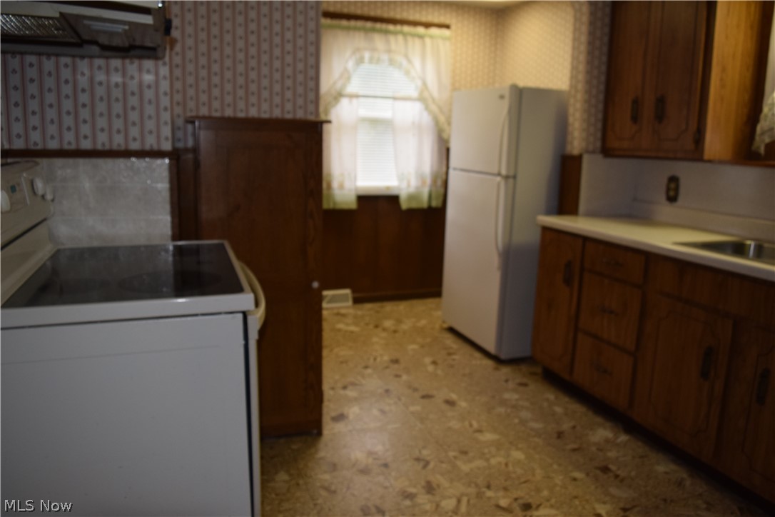 Mong Evans Andre - Residential