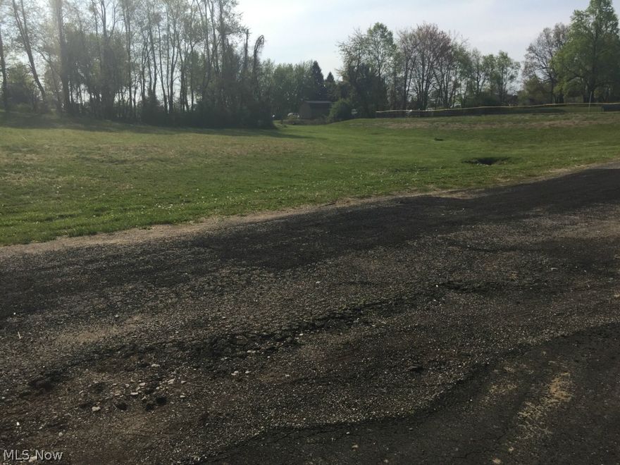 Property to be Auctioned by John Bates, Realtor/Auctioneer on June 13, 2015 at 10 a.m. Selling As Is. Seller has the right to accept or reject any or all bids. Buyer to have a bank letter or proof of funds day of auction. A non refundable deposit of $5000  down if successful bidder, close in 30 days. Buyer to pay for all closing costs to include title search, title policies and conveyance fee. No contingencies. Selling As Is.
This property has many options. Could be divided for building lots. Nice location.
New buyer must honor the West Muskingum Youth League using the property until Aug. 1, 2015
3 Parcels total acreage 13.55