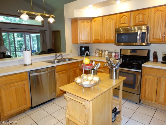 Roaming Rock Shores Sub - Residential